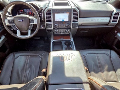 2017 Ford Super Duty F-250 SRW Lariat