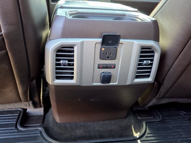 2017 Ford Super Duty F-250 SRW Lariat