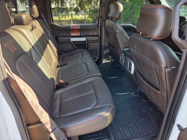 2017 Ford Super Duty F-250 SRW Lariat