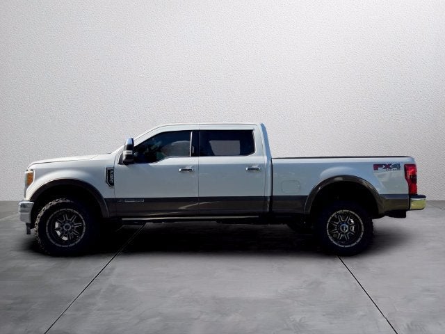 2017 Ford Super Duty F-250 SRW Lariat