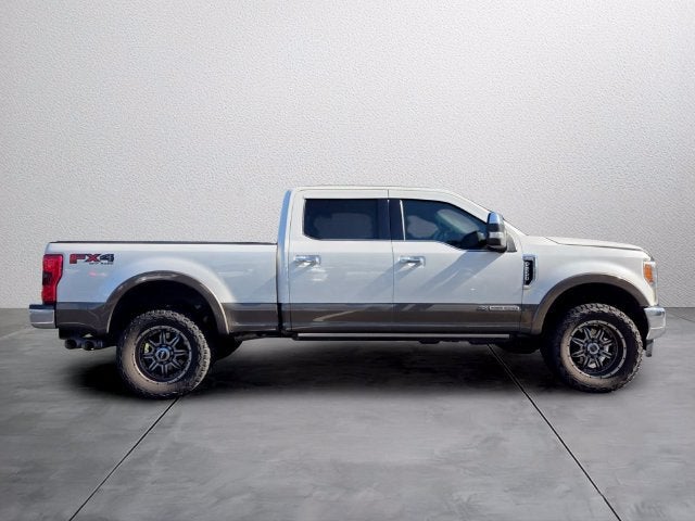 2017 Ford Super Duty F-250 SRW Lariat