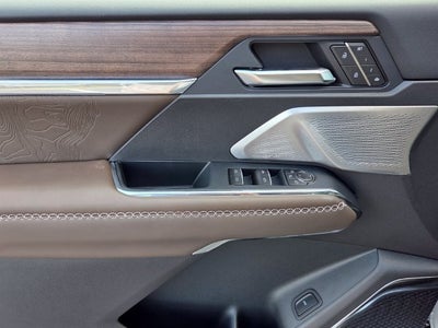 2027 GMC Acadia Denali Ultimate