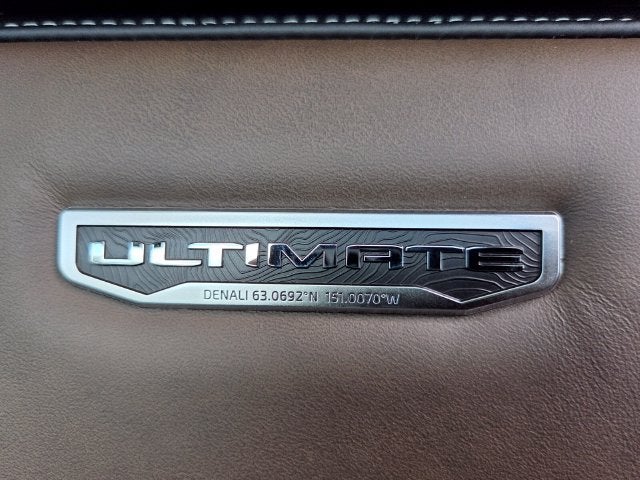 2027 GMC Acadia Denali Ultimate