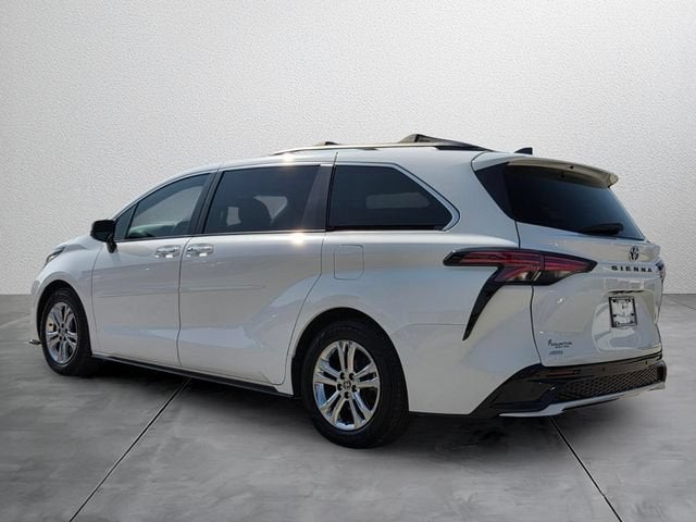 2023 Toyota Sienna XSE