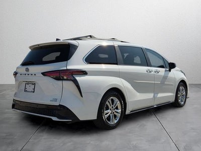 2023 Toyota Sienna XSE
