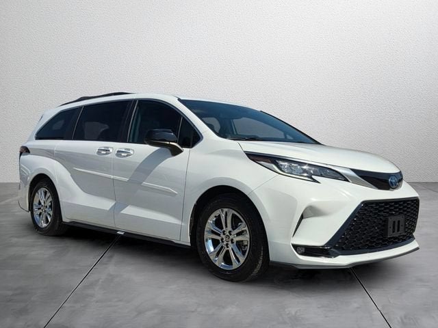2023 Toyota Sienna XSE