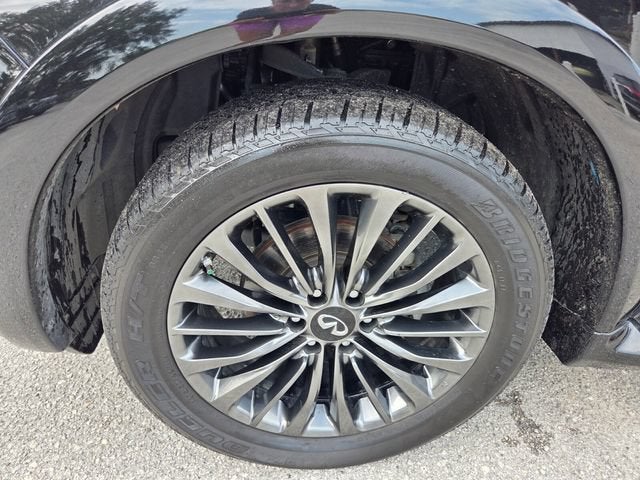 2024 INFINITI QX80 SENSORY