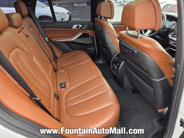2021 BMW X5 M50i