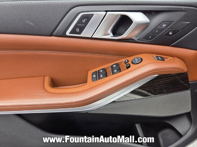 2021 BMW X5 M50i