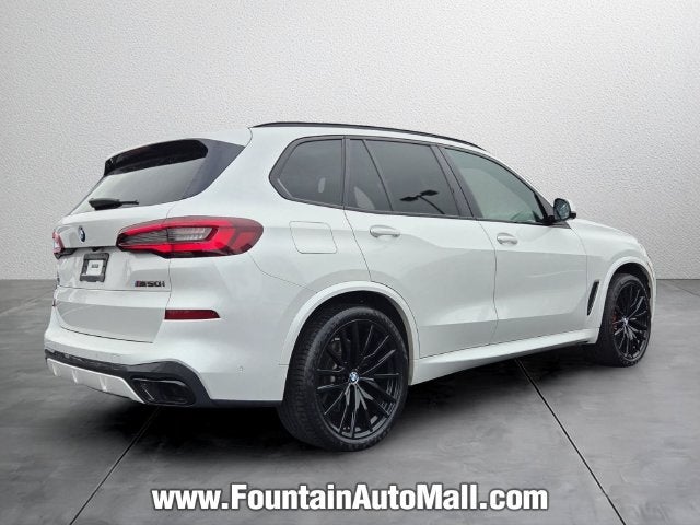 2021 BMW X5 M50i