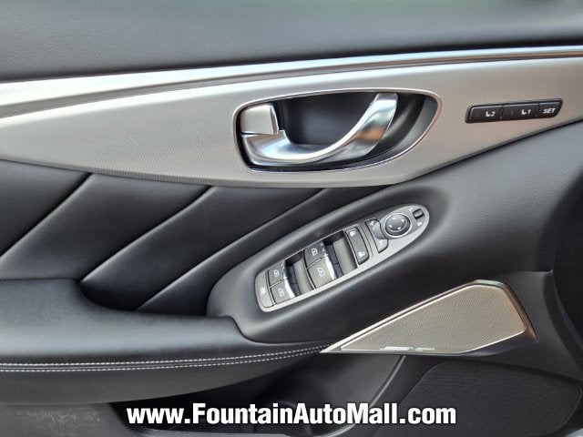 2023 INFINITI Q50 LUXE